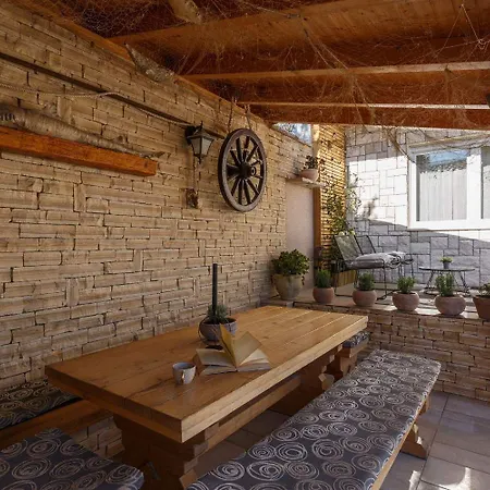 Faszinierendes Nur 500 Meter Zum Mit Meerblick, Whirlpool, Grill Semesterbostad Dramalj