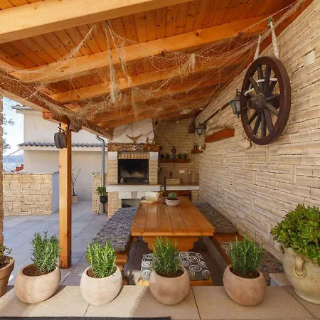 Faszinierendes Nur 500 Meter Zum Mit Meerblick, Whirlpool, Grill