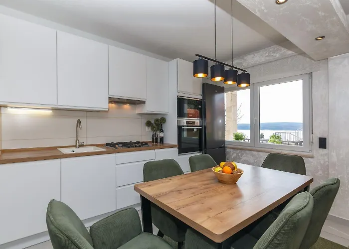 Faszinierendes Nur 500 Meter Zum Mit Meerblick, Whirlpool, Grill * Dramalj