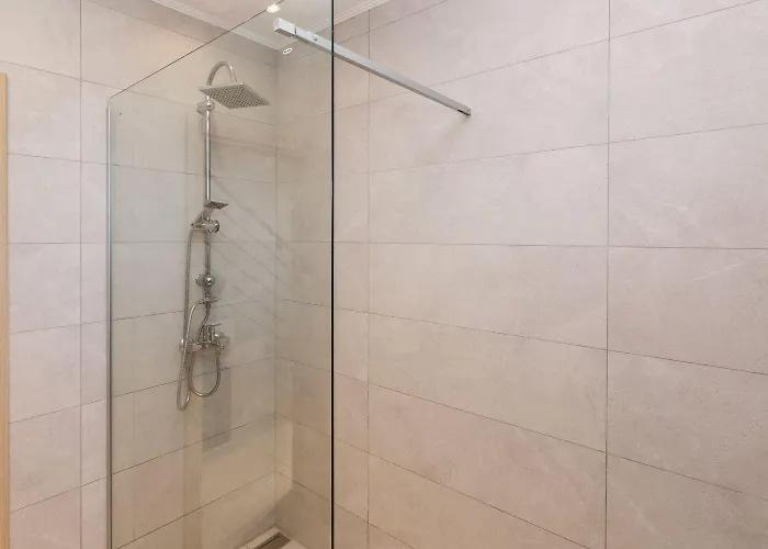 Vakantiehuis Faszinierendes Nur 500 Meter Zum Mit Meerblick, Whirlpool, Grill